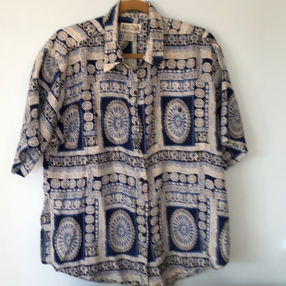 Woman’s 100% silk blouse, size L